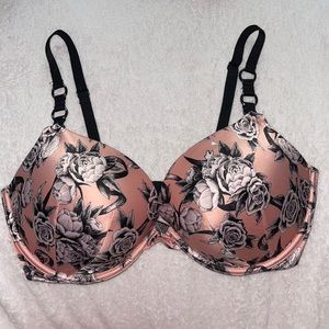 Victoria’s Secret Very Sexy Push-Up